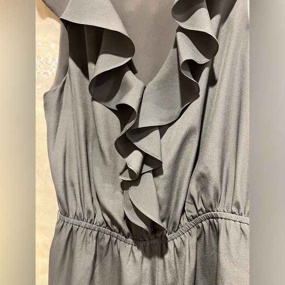 BCBG green romper - Picture 4 of 4